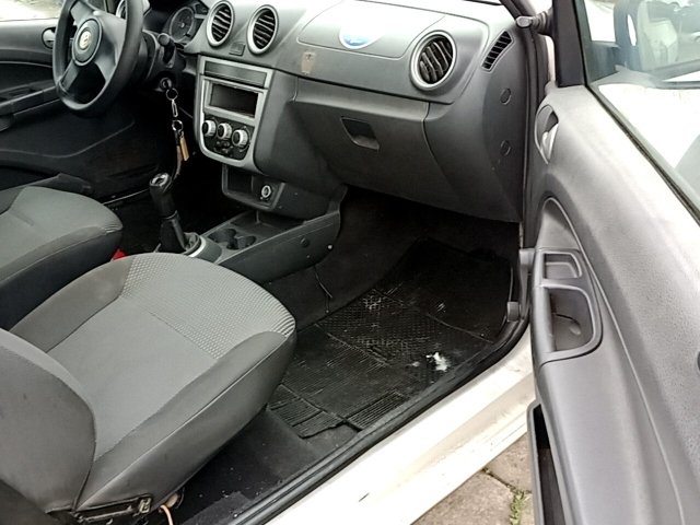 Vehicle_photo_9