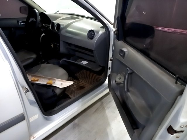 Vehicle_photo_9