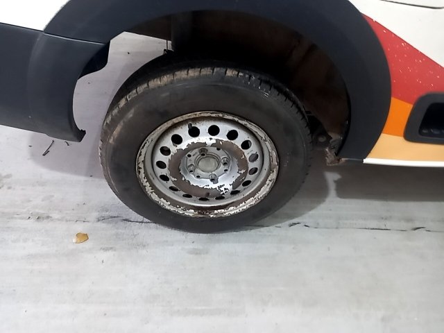 Vehicle_photo_16