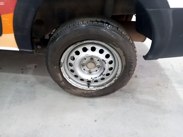 Vehicle_photo_15