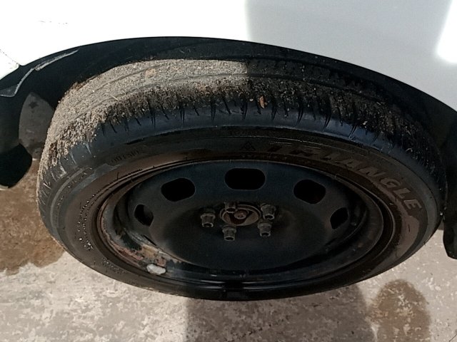 Vehicle_photo_13