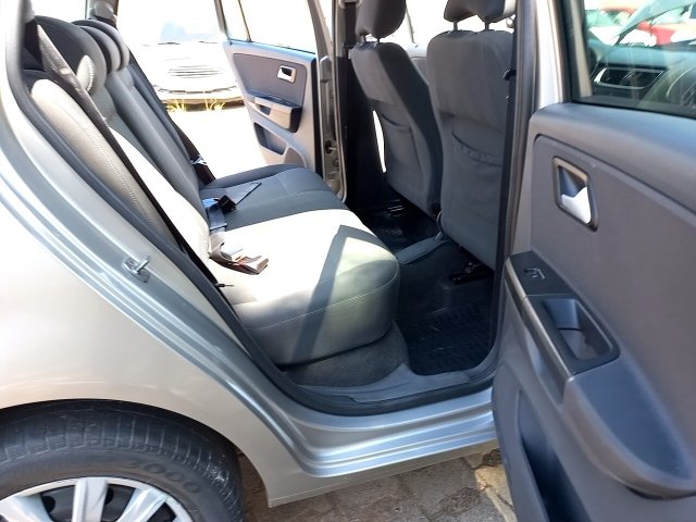 Vehicle_photo_10