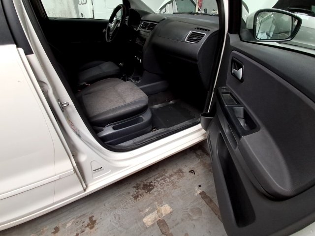 Vehicle_photo_6