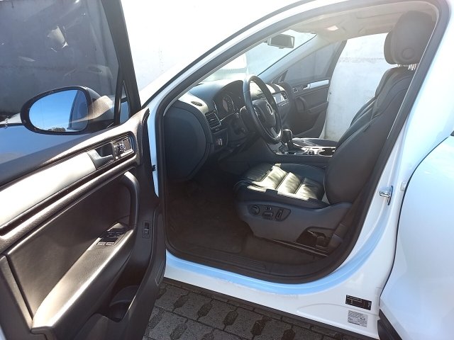 Vehicle_photo_8