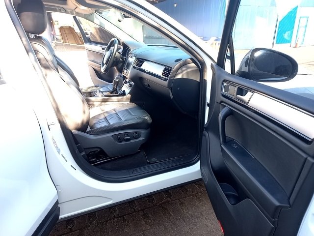 Vehicle_photo_9