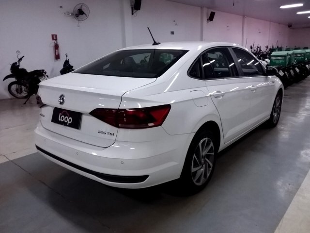 Vehicle_photo_4