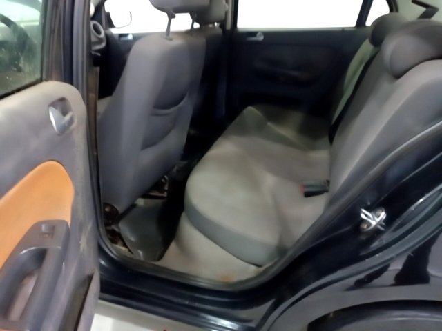 Vehicle_photo_10