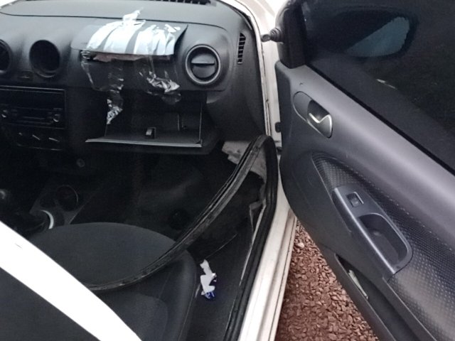 Vehicle_photo_9