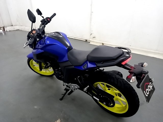 YAMAHA FZ25 FAZER 250 Traseira Motorista