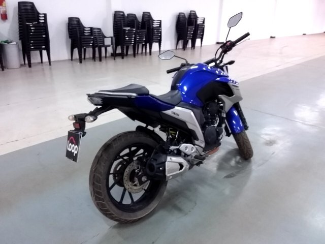 Vehicle_photo_4