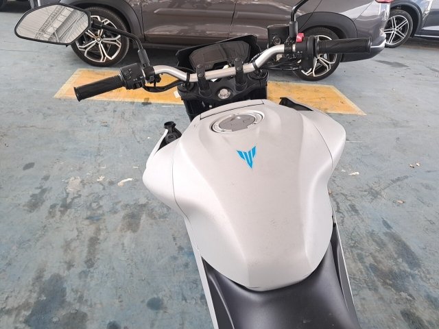 Vehicle_photo_6