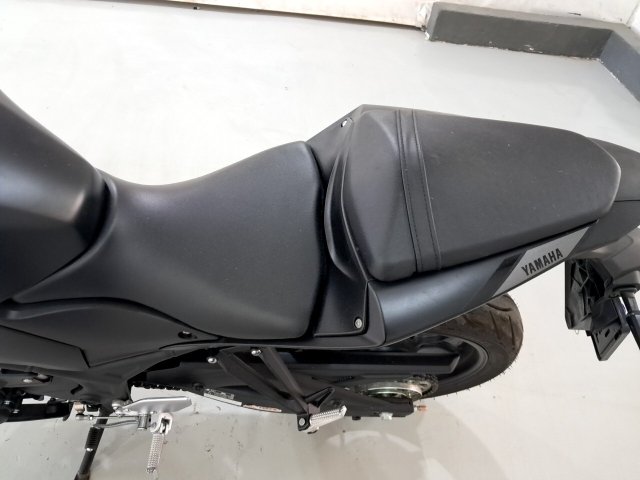 Veículo YAMAHA MT03 Yamaha MT03 ABS 2024/2025 com Riscos na Lataria 2025 em leilão