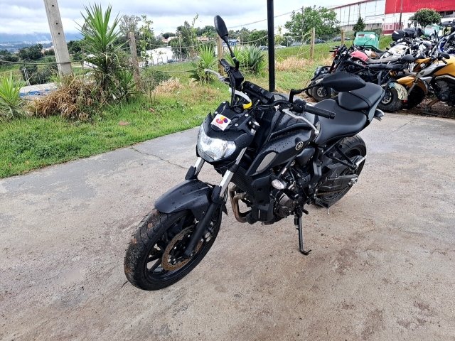 Yamaha MT07 ABS 2020/2021 Preta com Riscos e Amassados