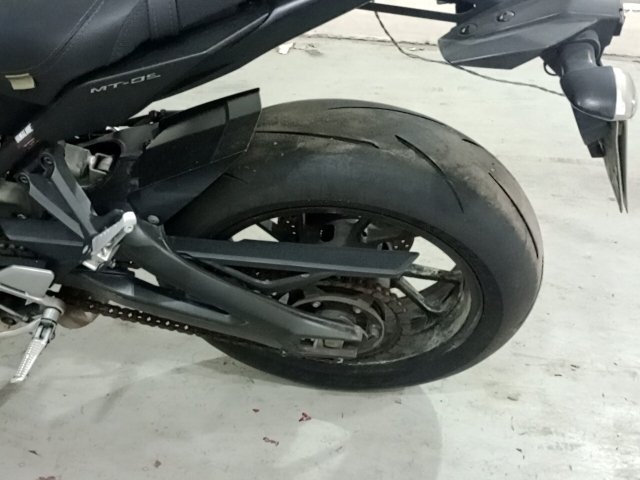 Vehicle_photo_14