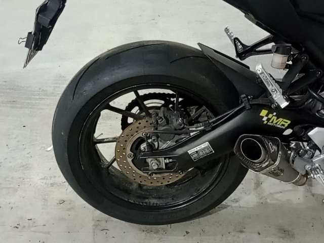 Vehicle_photo_15