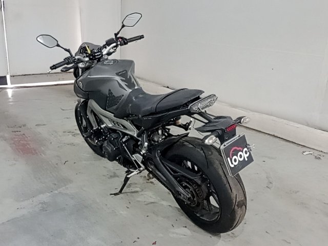 Vehicle_photo_3