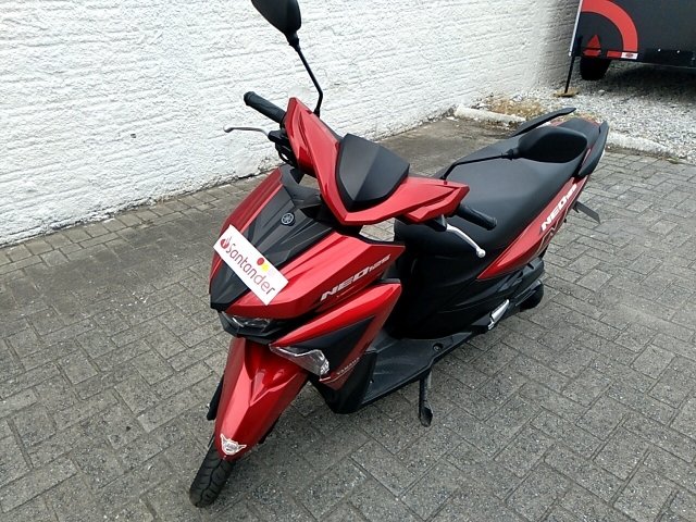 YAMAHA NEO 125 120 Frente Motorista
