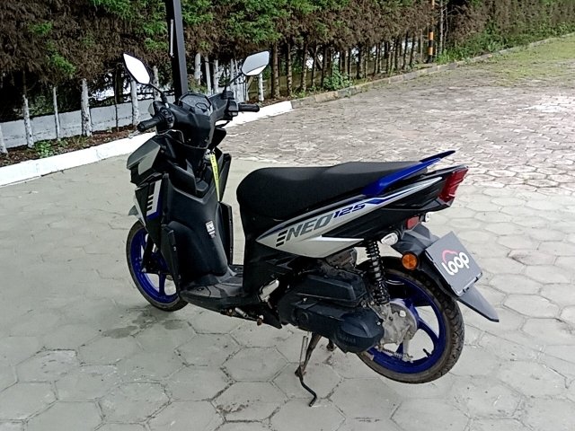 YAMAHA NEO 125 Traseira Motorista