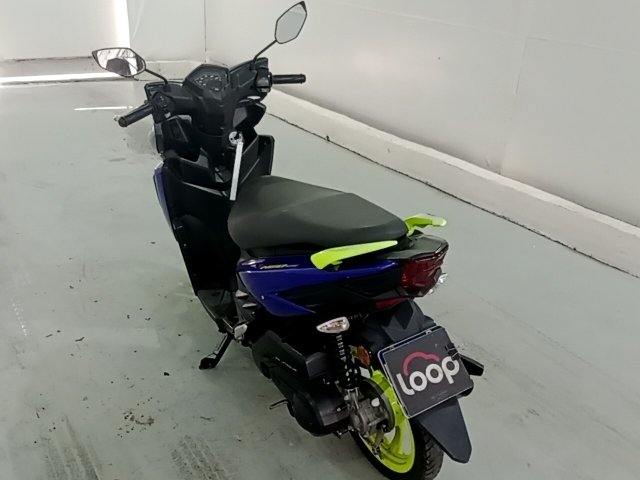 YAMAHA NEO 125 Traseira Motorista