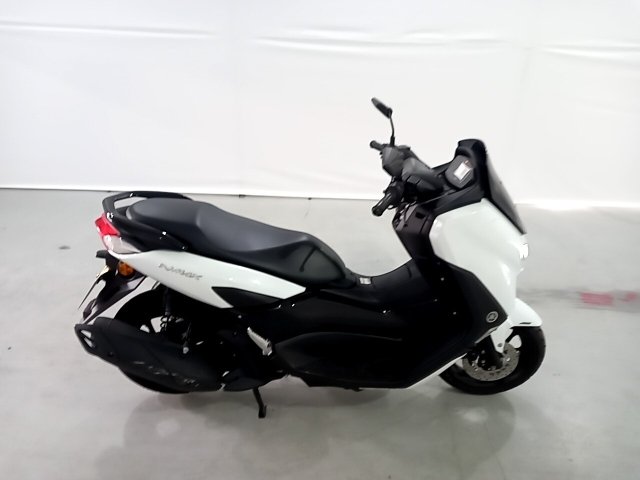 Vehicle_photo_9