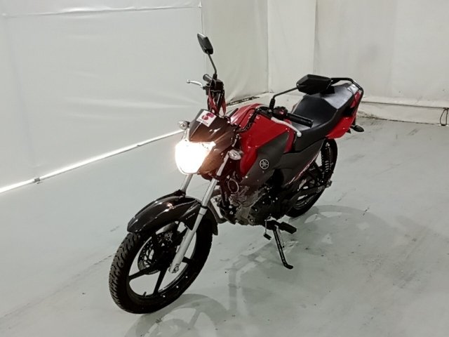 YAMAHA YBR150/FACTOR ED Frente Motorista