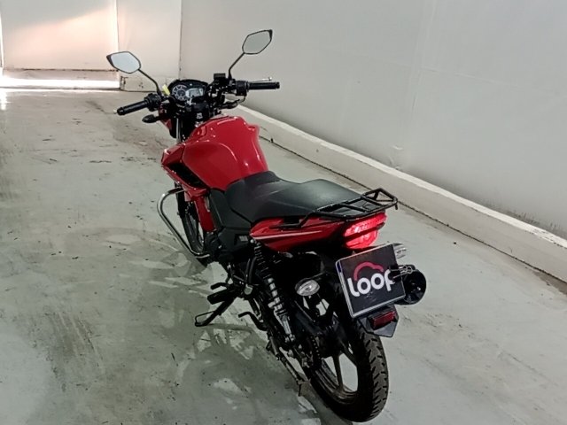 YAMAHA YS150 FAZER SED Traseira Motorista