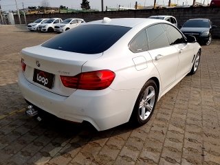 BMW 428I GRAN COUPE Traseira Passageiro