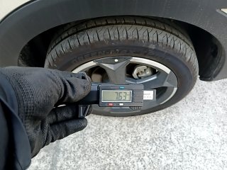 BYD DOLPHIN MINI GS EV Pneu traseiro esq.