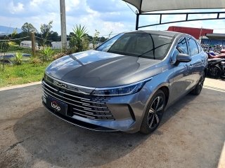 BYD KING GS DM Frente Motorista