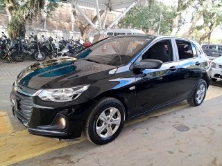 CHEV ONIX 10MT HB Frente Motorista