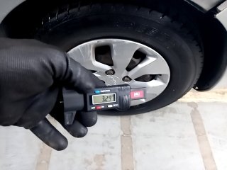 CHEV ONIX JOY Pneu dianteiro dir.