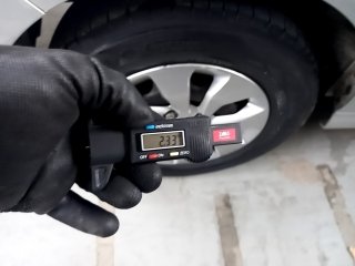 CHEV ONIX JOY Pneu traseiro dir.