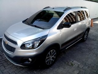 CHEV SPIN 1.8L AT ACT 1.8 4p Frente Motorista