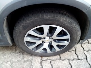 CHEV SPIN 1.8L AT ACT 1.8 4p Pneu dianteiro dir.