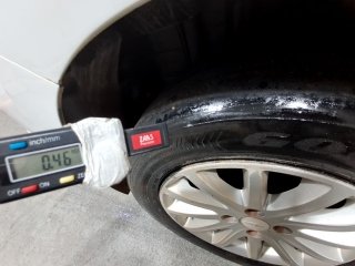 CHEV SPIN 1.8L AT LT Pneu traseiro dir.