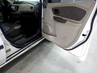 CHEV SPIN 1.8L AT LT Porta e interior passageiro
