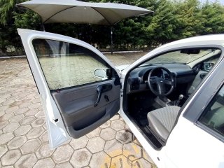 CHEVROLET CLASSIC LS Porta e interior motorista