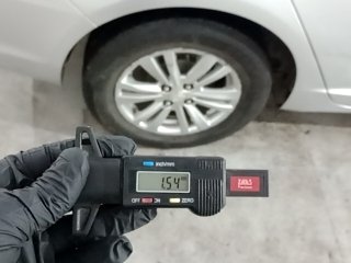 CHEVROLET COBALT 18A LTZ Pneu traseiro dir.