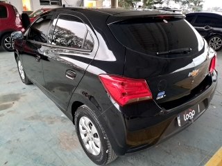 CHEVROLET ONIX 1.0MT LT Traseira Motorista