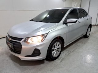 CHEVROLET ONIX 10MT LT2 Frente Motorista