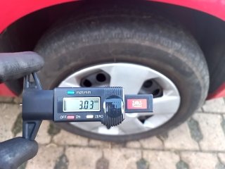 CHEVROLET PRISMA 1.4L LT Pneu dianteiro dir.