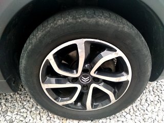 CITROEN C3 AIRCROSS EXCA 1.6 4p Pneu dianteiro dir.