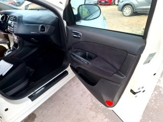 FIAT BRAVO ABSOLUTE DUAL Porta e interior passageiro