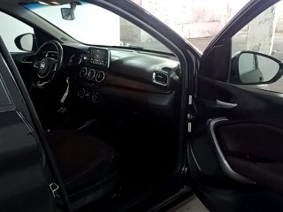 FIAT CRONOS PREC 1.8 Porta e interior passageiro