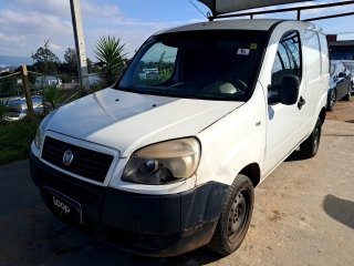 Fiat Doblò Doblo ESSENCE 1.8 Flex 16V 5p
