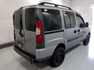 FIAT DOBLO ESSENCE 1.8 Traseira Passageiro
