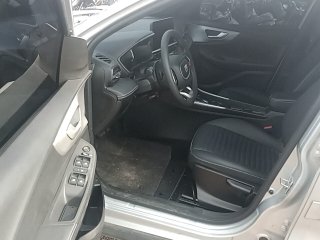 FIAT FASTBACK LIMITED ED Porta e interior motorista