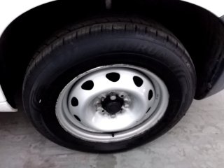 FIAT FIORINO HD WK E Pneu dianteiro dir.