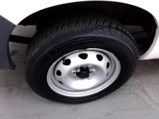 FIAT FIORINO HD WK E Pneu traseiro dir.