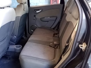 FIAT GRAND SIENA ESSENCE 1.6 Bancos traseiros